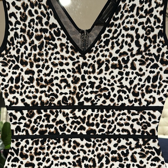 BCBG Gorgeous bodycon cocktail dress - Picture 2 of 3